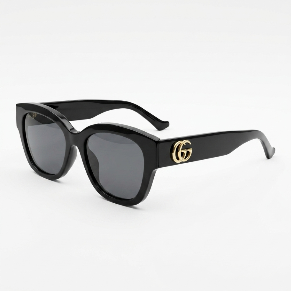 Gucci GG1550SK 001 in Black / Gold
