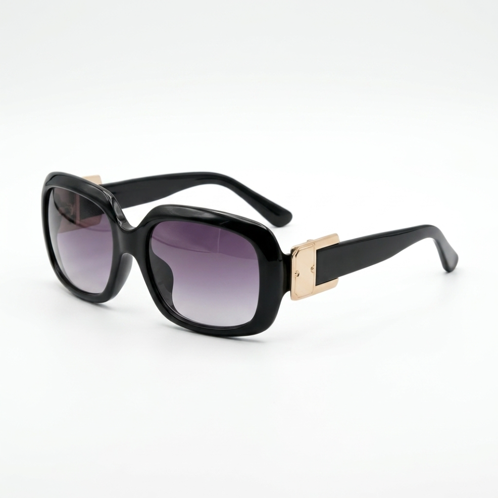 Roger Vivier RV 9012 01A in Black